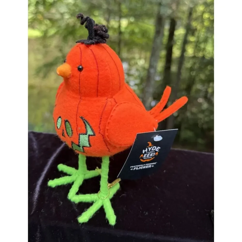 Target Halloween Featherly Friends Bird Hyde & Eek Flicker Pumpkin Bird New!